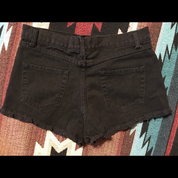 Forever 21 high waisted short shorts w lace trim - Picture 2 of 6